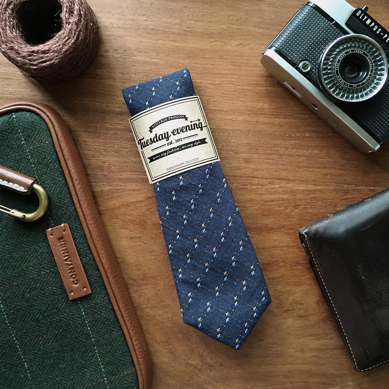 Necktie Blue Dot Cross - 領帶/領帶夾 - 其他材質 藍色