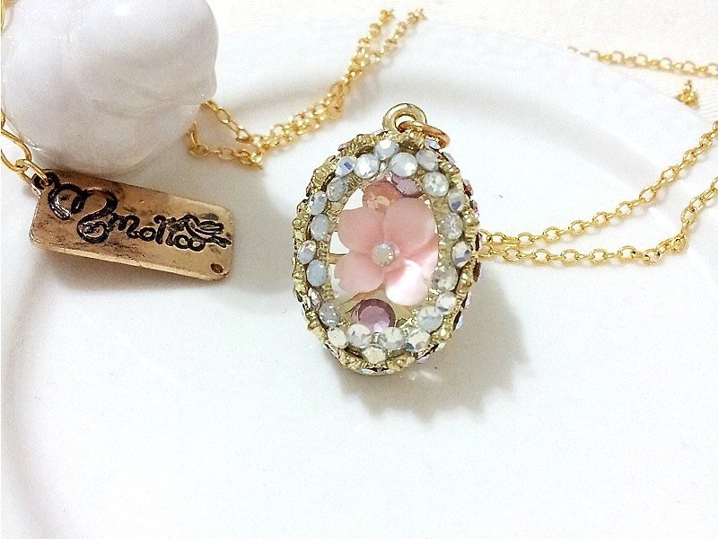 momolico peach Li can hand made - Necklace - time Crystal flower necklace - Necklaces - Glass White
