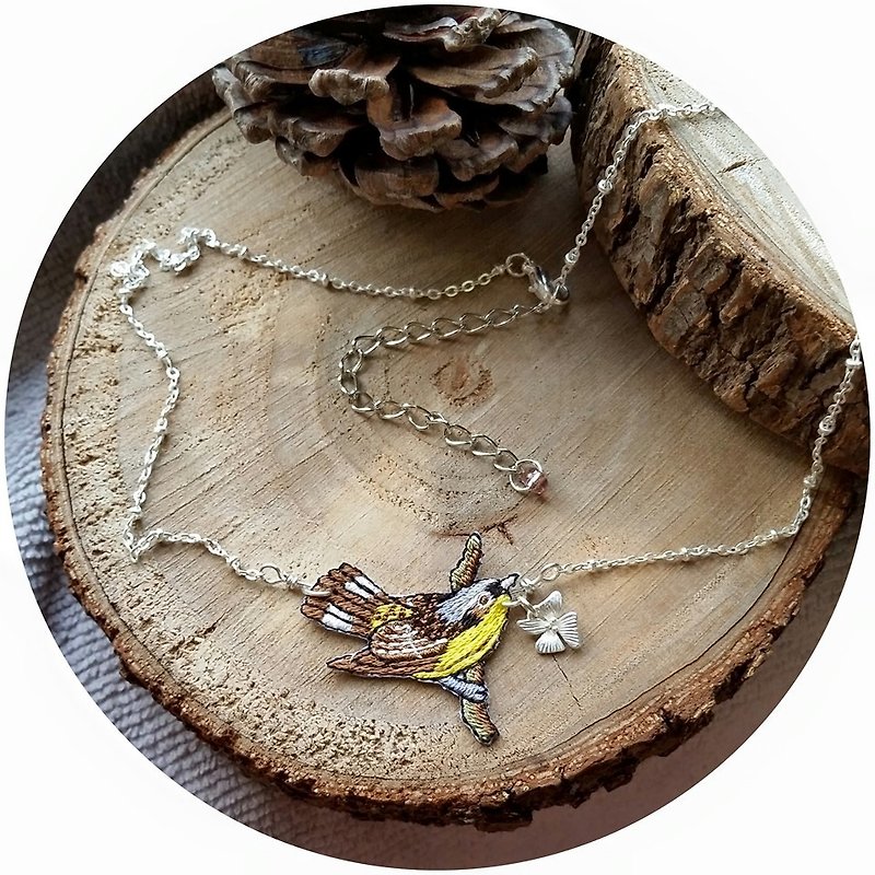 bird embroidery necklace with silver-plated chain bird embroidery necklace with silver-plated chain - Necklaces - Other Materials Yellow