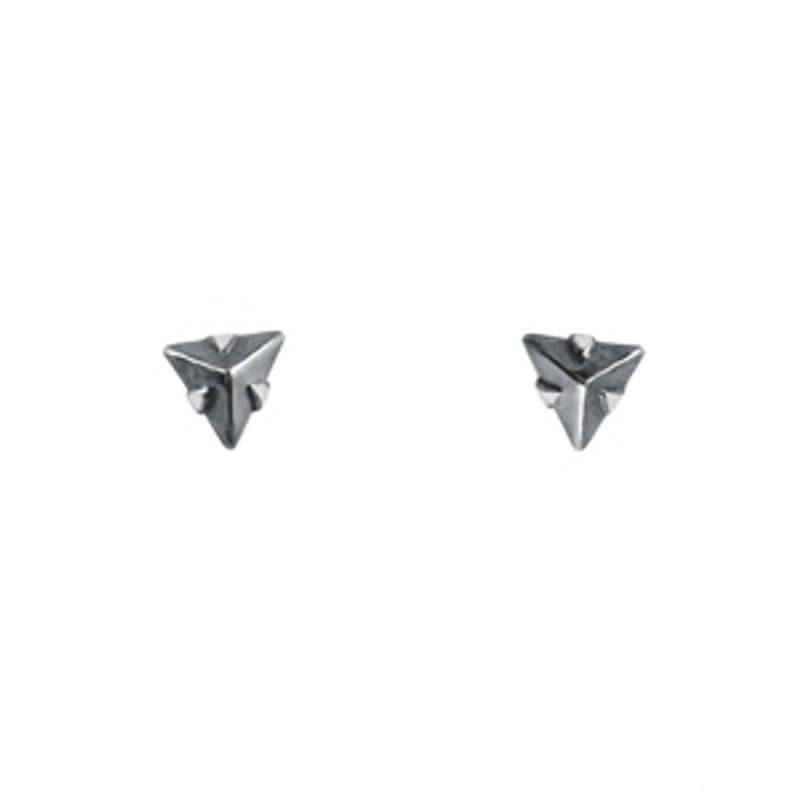 Triangle Silver Earring DIAMANTE (black) - ต่างหู - เครื่องเพชรพลอย สีดำ