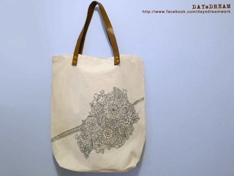 手繪裝飾花tote bag - 手提包/手提袋 - 其他材質 