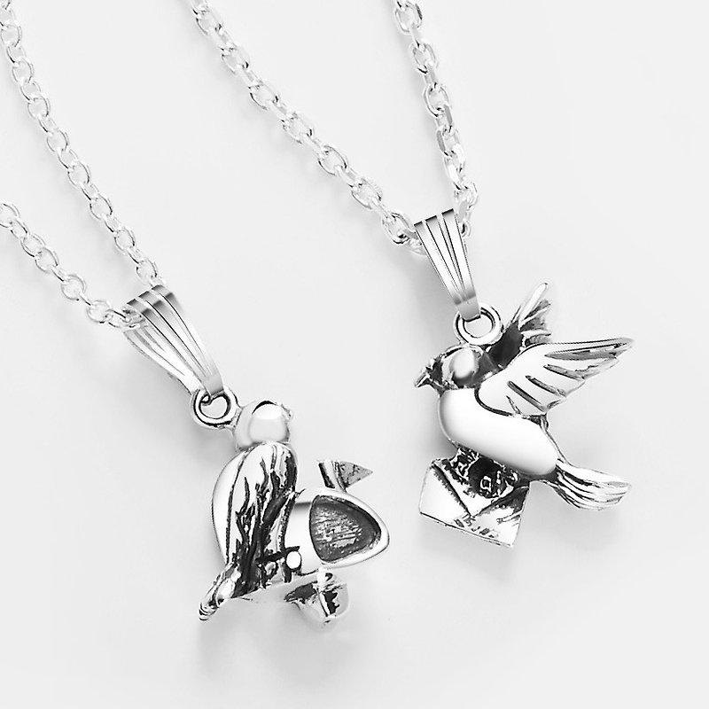Couple on Chain - Happy Carrier Pigeon Carrier Pigeon 925 Sterling Silver on Chain Couple Gift - ART64 - Necklaces - Sterling Silver Silver