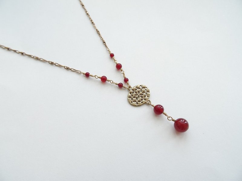 Downton Retro – Lady Cora Red Agate Brass Oval Filigree Copper Chain Necklace - Long Necklaces - Semi-Precious Stones Red