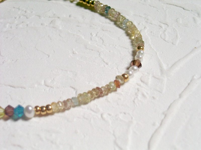 Autumn natural stone pearl crystal bracelet - สร้อยข้อมือ - วัสดุอื่นๆ สีกากี
