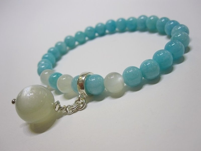 "Xingyue" - all natural amazonite + Moonstone Sterling Silver hand and chain original design in Hong Kong - Bracelets - Gemstone Blue