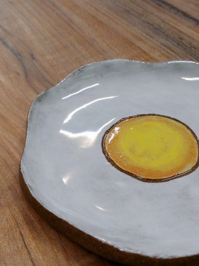 ポーチドエッグスナックプレート - 小皿 - 陶器 
