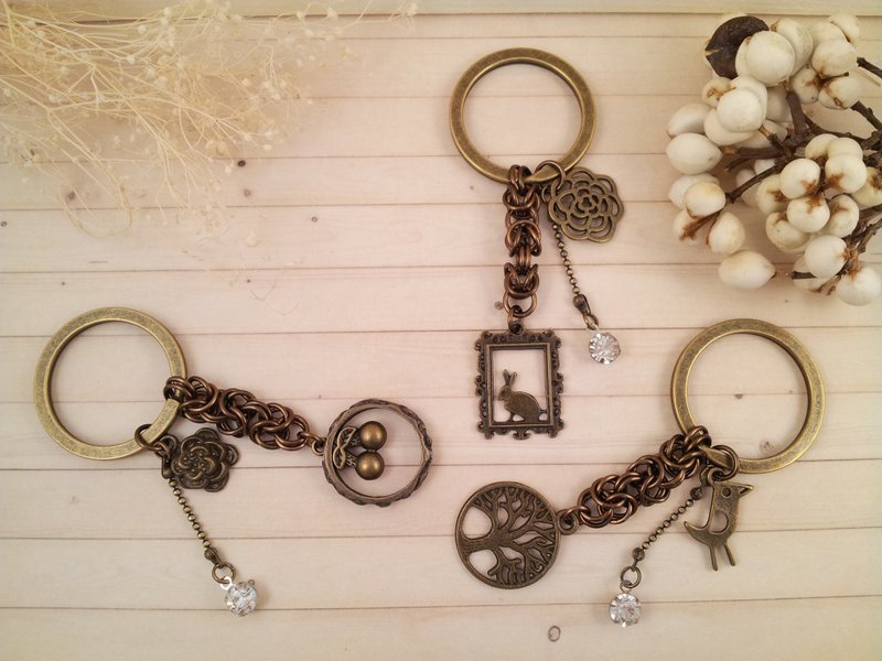 サークルライフ。ホット販売 B-1 * キーリング ペンダント - キーホルダー・キーケース - 金属 ブラウン