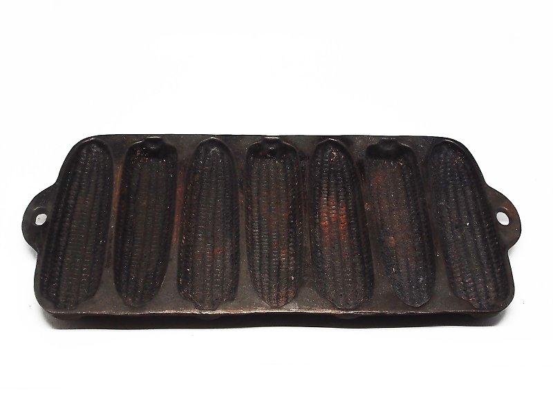 70 years old American corn bread mold - Other - Other Materials Black