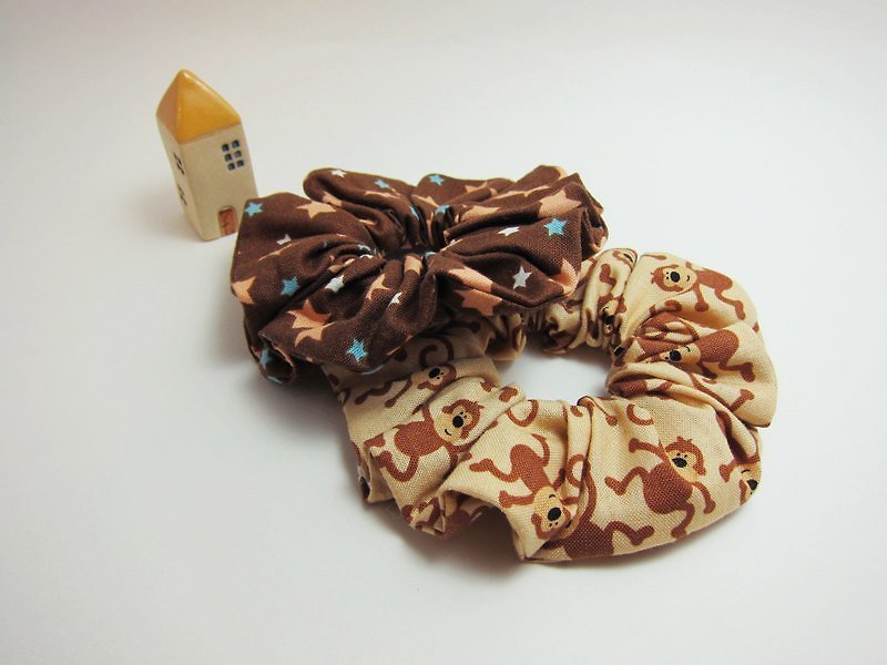 Limited brown large intestine bundle (medium) - เครื่องประดับผม - ผ้าฝ้าย/ผ้าลินิน สีนำ้ตาล