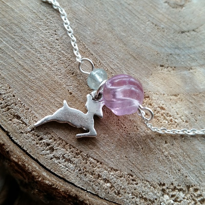 Lovely silver deer with aquamarine and silver-plated necklace twisted purple fluorite - สร้อยคอ - เครื่องเพชรพลอย สีม่วง