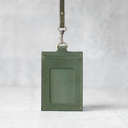 川水森林皮革手作 橄欖綠色植鞣真皮手工直橫式證件卡套 含掛繩