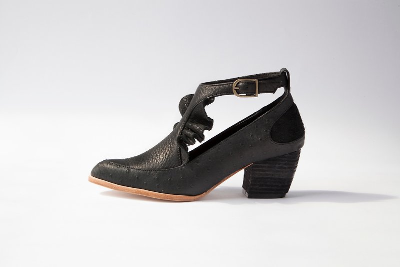 ZOODY / vines / handmade shoes / thick with curling shoes / black - รองเท้าบูทสั้นผู้หญิง - หนังแท้ สีดำ