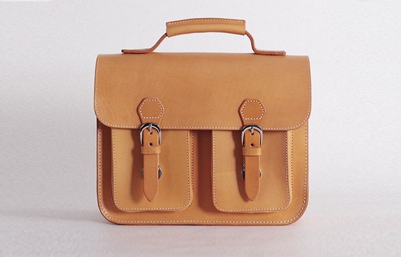joydivision vintage handmade vintage leather laptop bag backpack Oxford, England, Brown messenger bag brown (large) - กระเป๋าเป้สะพายหลัง - หนังแท้ สีนำ้ตาล