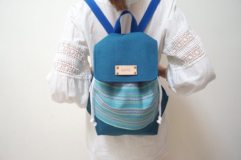 When the ethnic blue meets the blue beam mouth, the backpack/free English printed leather label - กระเป๋าเป้สะพายหลัง - วัสดุอื่นๆ สีน้ำเงิน