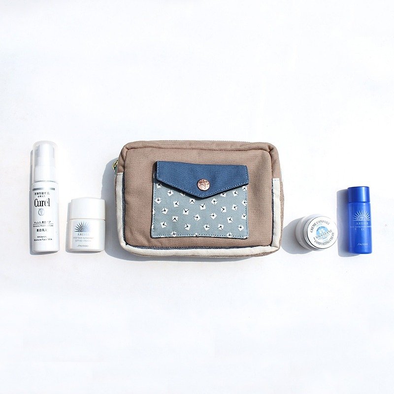 Seasonal Bags: Letter in Winter - Toiletry Bags & Pouches - Other Materials Blue