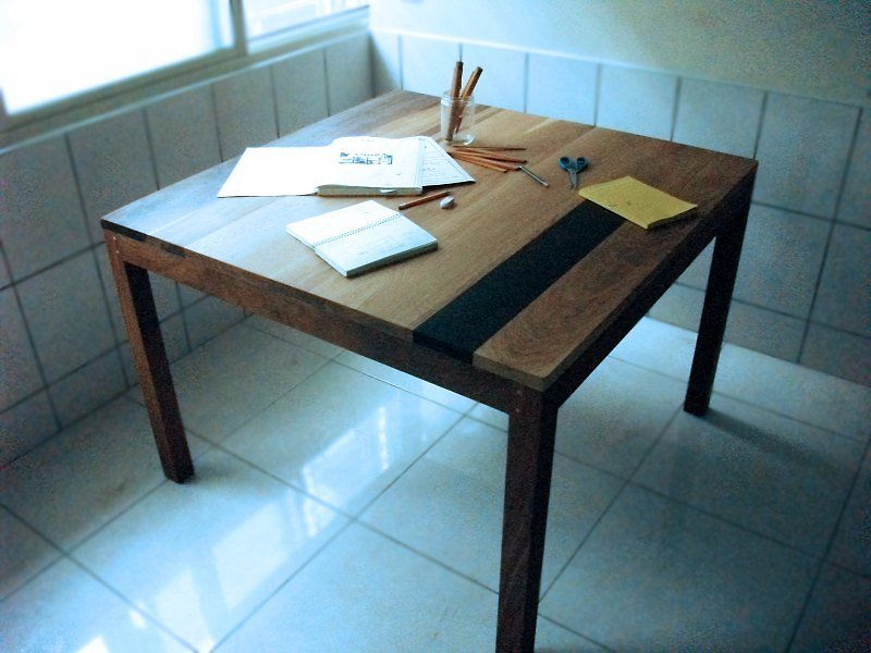 工作桌或餐桌 - 餐桌/書桌 - 木頭 咖啡色