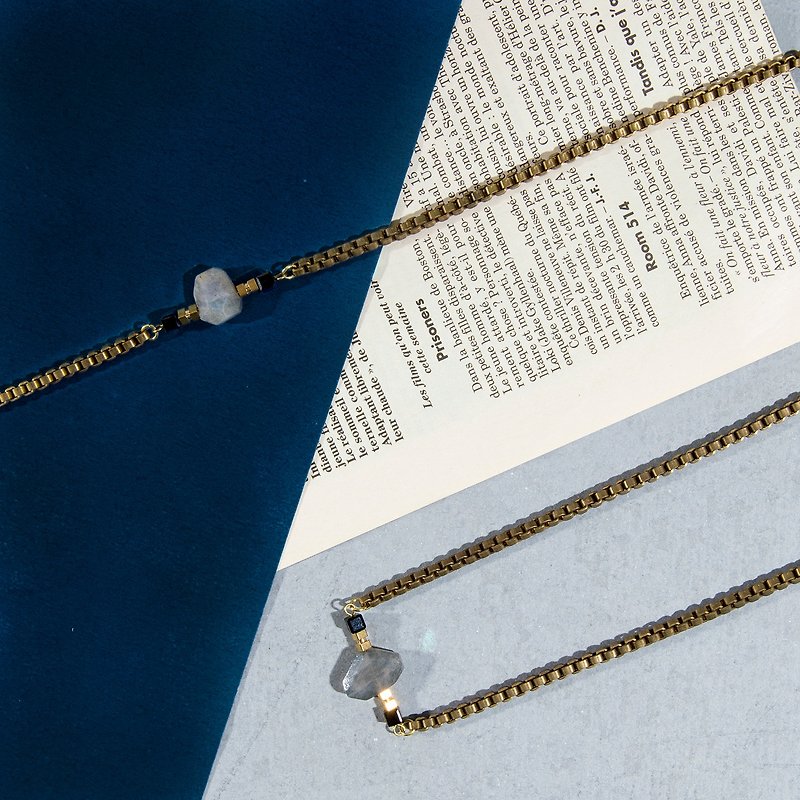 [Glim of Grey series] spectrum stone brass short chain - Necklaces - Gemstone Gold