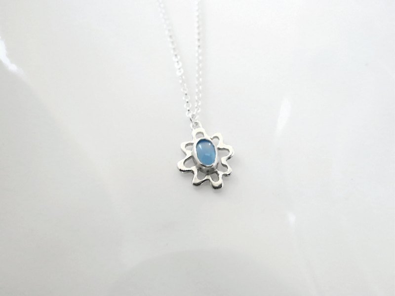 ::C%手工飾品:: 藍色小花  藍瑪瑙銀飾(項鍊) - 項鍊 - 寶石 藍色