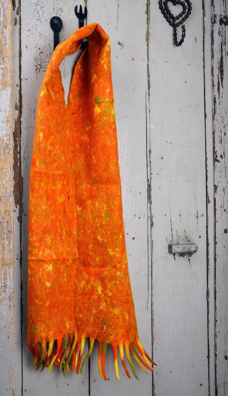 Wool felt sunset orange scarves _ _ fair trade - ผ้าพันคอ - ขนแกะ สีส้ม