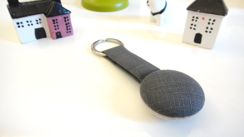 手感布釦鑰匙圈 - 深灰棉麻 - 鑰匙圈/鎖匙扣 - 其他材質 灰色