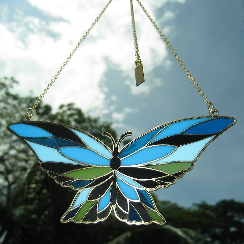 Butterfly blue stand glass necklace in brass ,Rocker jewelry ,Skull jewelry,Biker jewelry - สร้อยข้อมือ - โลหะ 