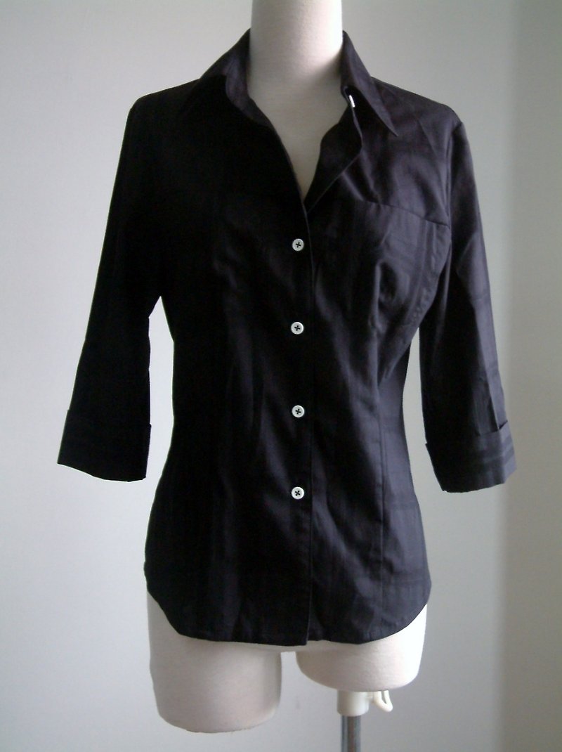 Black 3/4 sleeve shirt - เสื้อเชิ้ตผู้หญิง - วัสดุอื่นๆ สีดำ