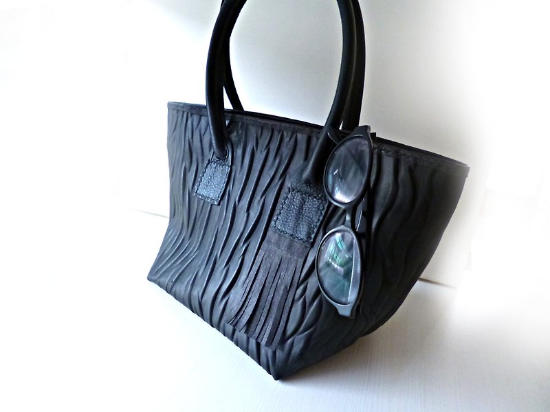 POPO│ Blackstone │ │ Leather Tote - กระเป๋าแมสเซนเจอร์ - หนังแท้ สีดำ
