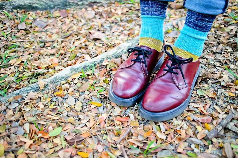 【2色】唯美雨季！// 細雨驕陽拼接棉襪子 :::DAWN' make up your feet ::: - Socks - Cotton & Hemp Multicolor
