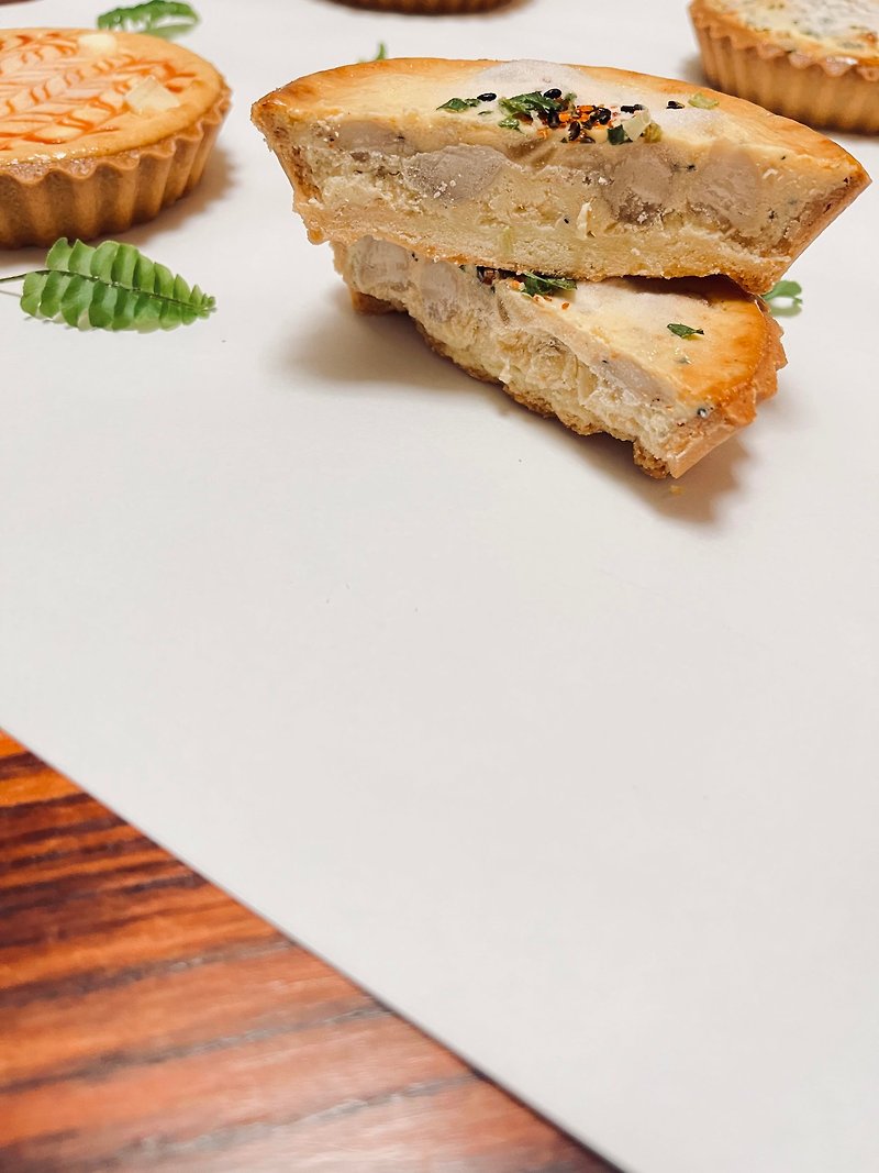 Salty Pie Shop Tandoori Roasted Chicken Salty Pie at Urara Loft - Other - Fresh Ingredients Multicolor