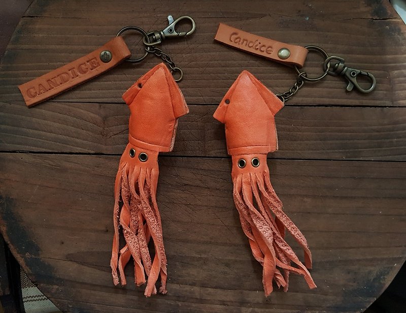 Couples practicing dancing skills small squid pure leather key ring - can be engraved - Keychains - Genuine Leather Red