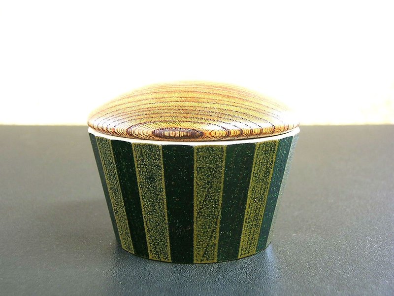 小さな蓋物 24角・濃緑金色ストライプ - 碗 - 木頭 綠色
