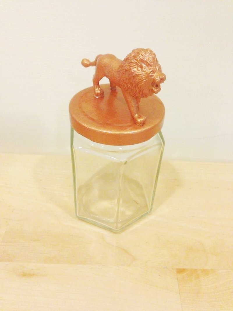 Sweet4Girls 獨家 設計 zakka 居家雜貨 擺飾 糖果 玻璃 收納罐 果醬罐 獅子 動物 - 植物/盆栽/盆景 - 玻璃 金色