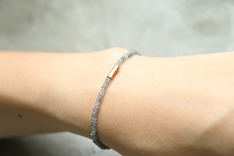 Labradorite brass bracelet 0105(venus) - Bracelets - Gemstone Gray