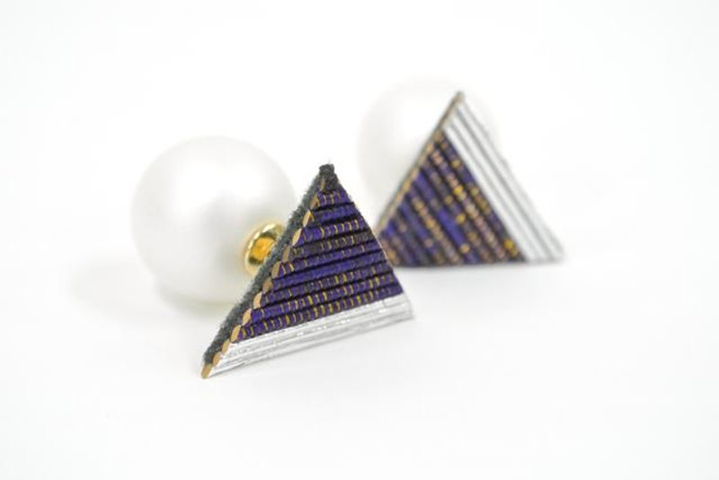 ★ large matte pearl earrings catch of the night the stars ★ triangle Mizuhiki - ต่างหู - โลหะ สีม่วง