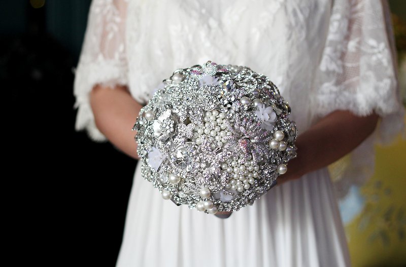 Jewelry bouquet [all jewelry series] shining Silver white - อื่นๆ - วัสดุอื่นๆ ขาว