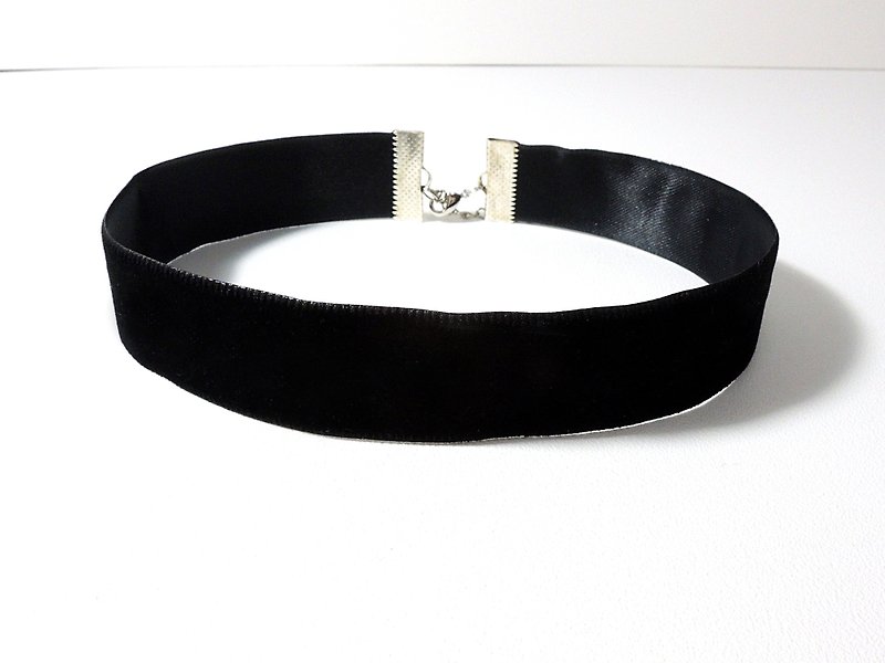 黒のスエードのリボンのネックレスの厚いセクション - ネックレス - その他の素材 ブラック