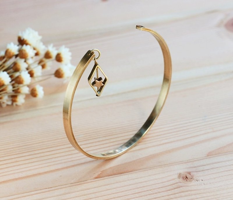 Geometric Series - Star of Hope simple Bronze bracelet minimalist geometry personalized Valentine's Day gift birthday gift.... - สร้อยข้อมือ - โลหะ 