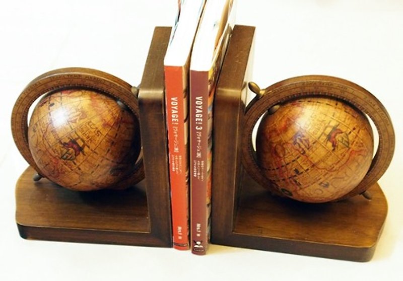 60 - 70s Italian Globe bookends - Items for Display - Wood Brown