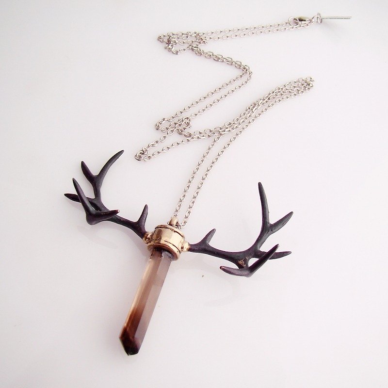 White bronze Stag horn pendant with smoky raw quartz stone and oxidized antique color - Necklaces - Other Metals 