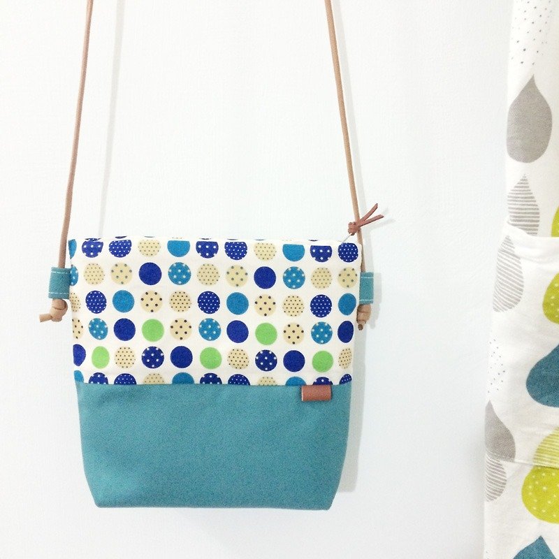 Small oblique backpack - Blue dots - Messenger Bags & Sling Bags - Cotton & Hemp Blue