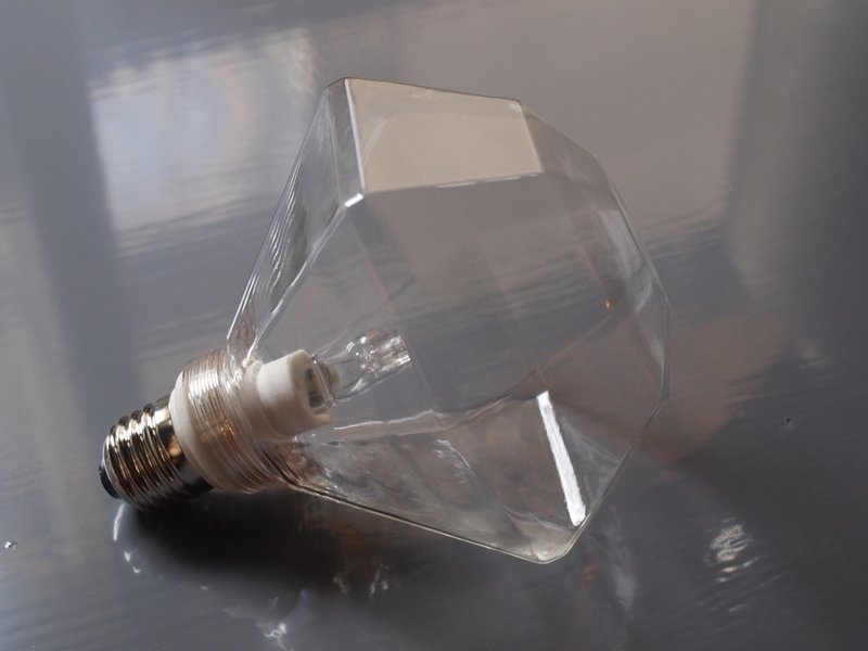 鑽石燈泡 - 燈具/燈飾 - 其他材質 白色