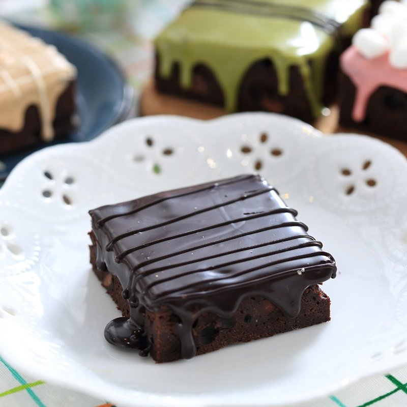 [Mr. Brown Bear chocolate brownie] 85% very black brownie 6 pieces - เค้กและของหวาน - อาหารสด สีดำ