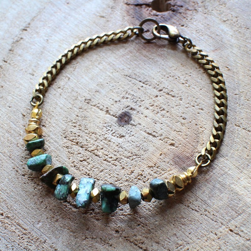 Muse natural wind series NO.101 Green Africa turquoise bracelet gravel brass - Bracelets - Other Materials Green