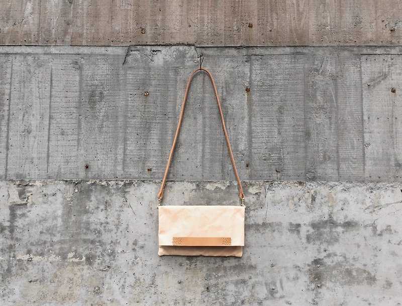 [Endorphin] portable + hand + shoulder. 3-way minimalism supermodel package - Messenger Bags & Sling Bags - Genuine Leather Khaki
