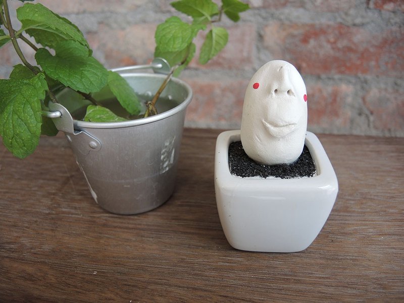 歐吉桑（假植栽）#02 擺飾 桌飾 - 擺飾/家飾品 - 黏土 白色