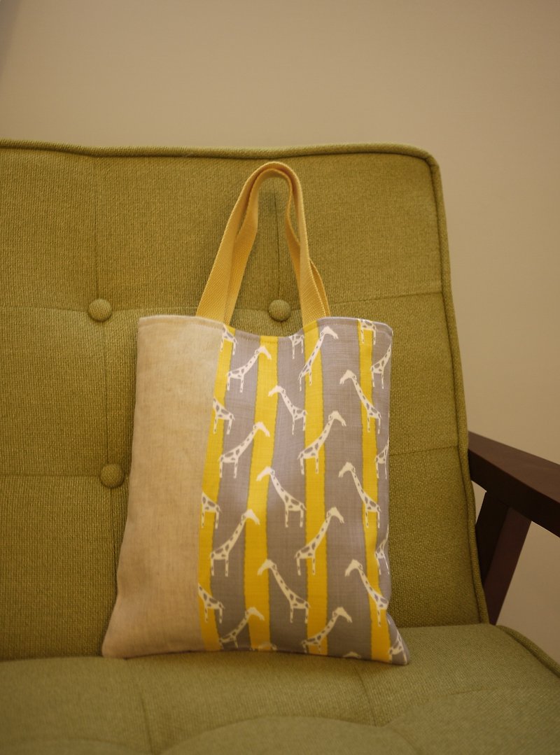 [Katie. C Katie. heart. Life] feel relaxed mention small book bag / lunch bag / handle bag / Walking package / paternity bag = = yellow giraffe - Handbags & Totes - Other Materials Yellow