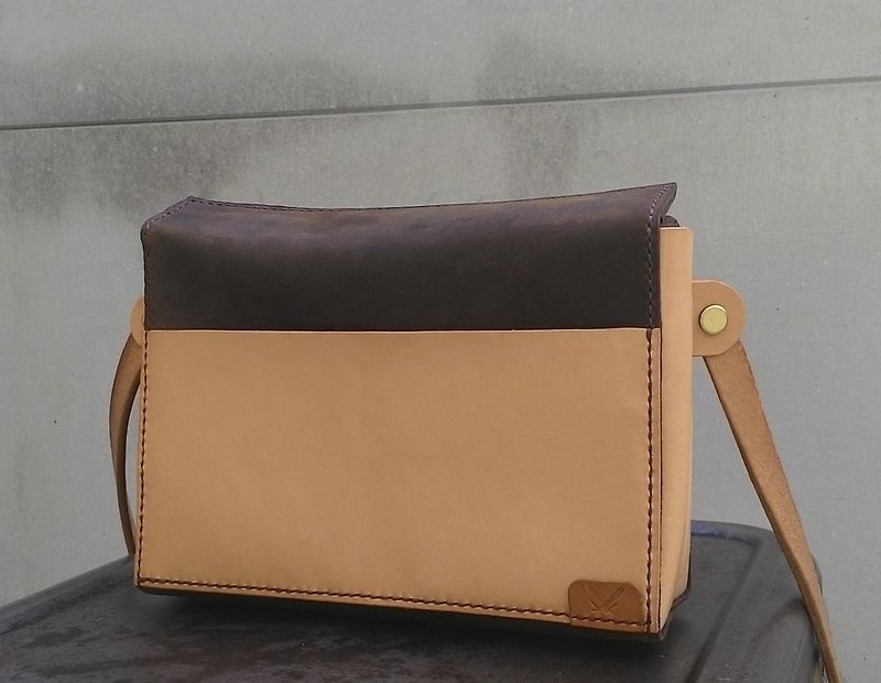 Ear-Shoulder Long Toast Bag/Shoulder Bag/Side Bag - Messenger Bags & Sling Bags - Genuine Leather Brown