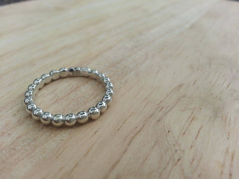 Tiny dot sterling silver ring - General Rings - Other Metals Gray
