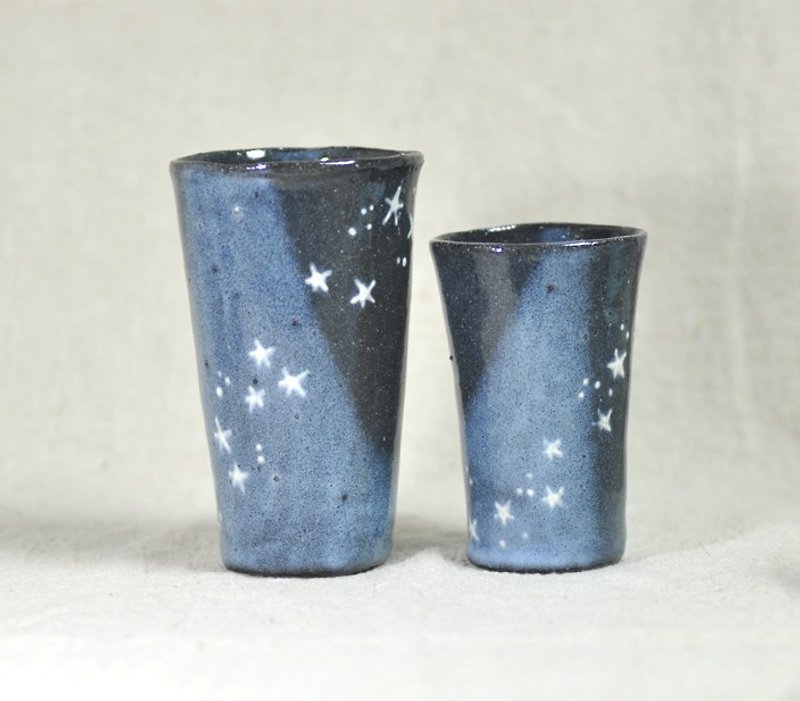 Star tumbler [Handmade pottery cup] - แก้วมัค/แก้วกาแฟ - วัสดุอื่นๆ สีน้ำเงิน