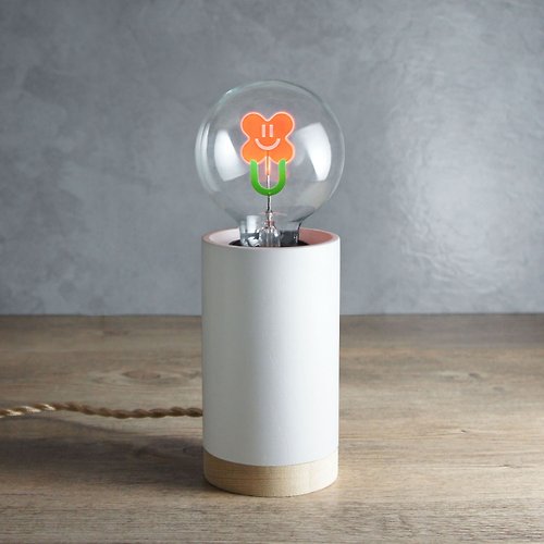 DarkSteve 「演活生命」 圓柱形木制小夜燈 - 含 1 個 微笑花朵球燈泡 Edison-Style 愛迪生燈泡